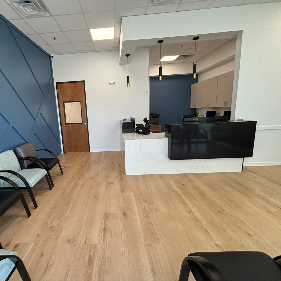 health one family medicine new ircing office consultation room image 1